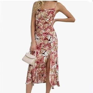 🛍️NWT. Tsher floral spaghetti straps slit maxi dress Size M soft like silk.